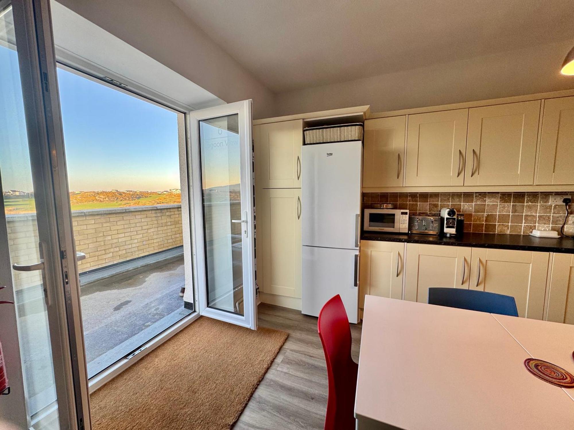 Lagoon View - Sea View- Pet Friendly - 2 Bed Apt - En-Suite Trearddur Ngoại thất bức ảnh