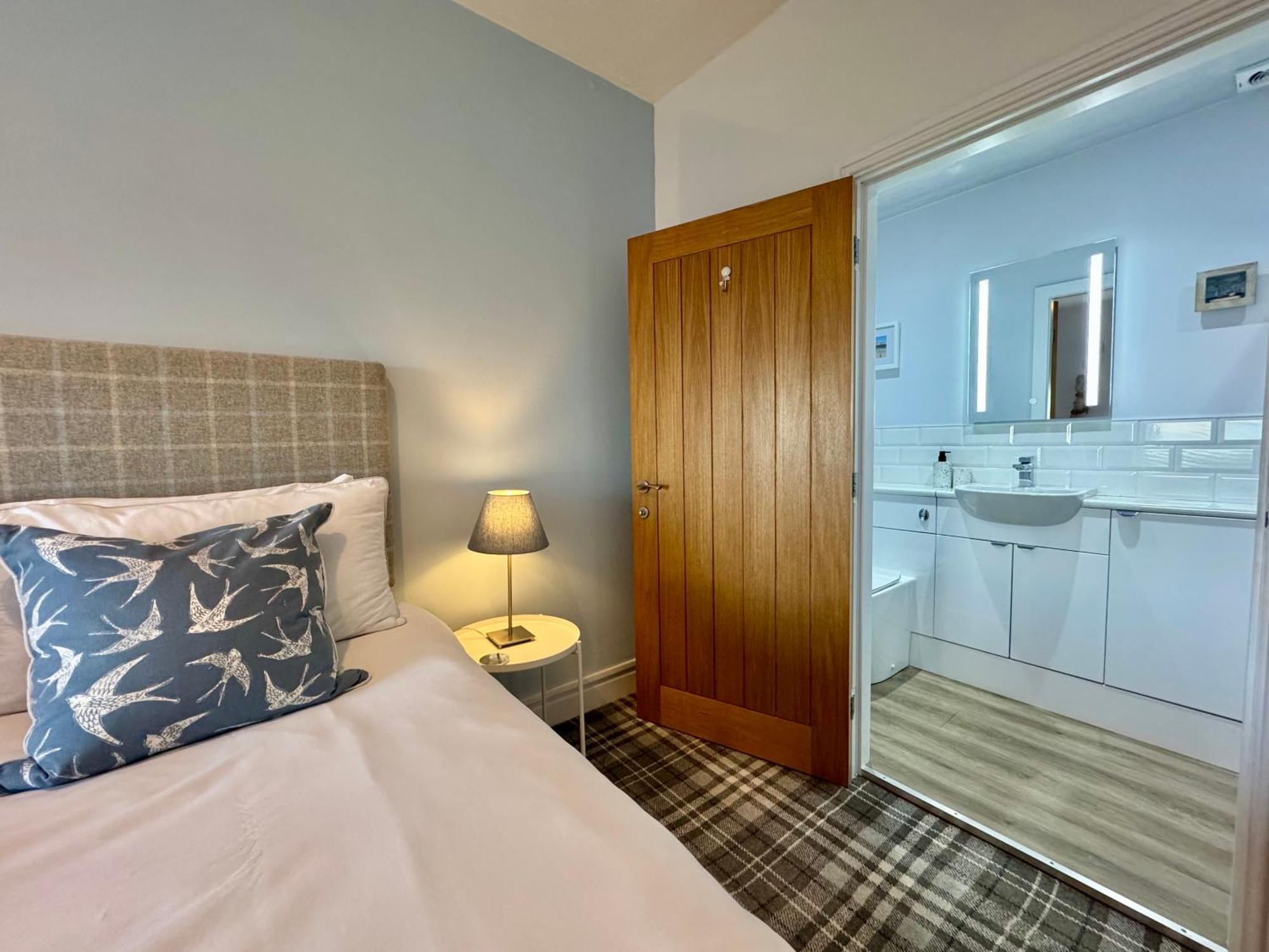 Lagoon View - Sea View- Pet Friendly - 2 Bed Apt - En-Suite Trearddur Ngoại thất bức ảnh