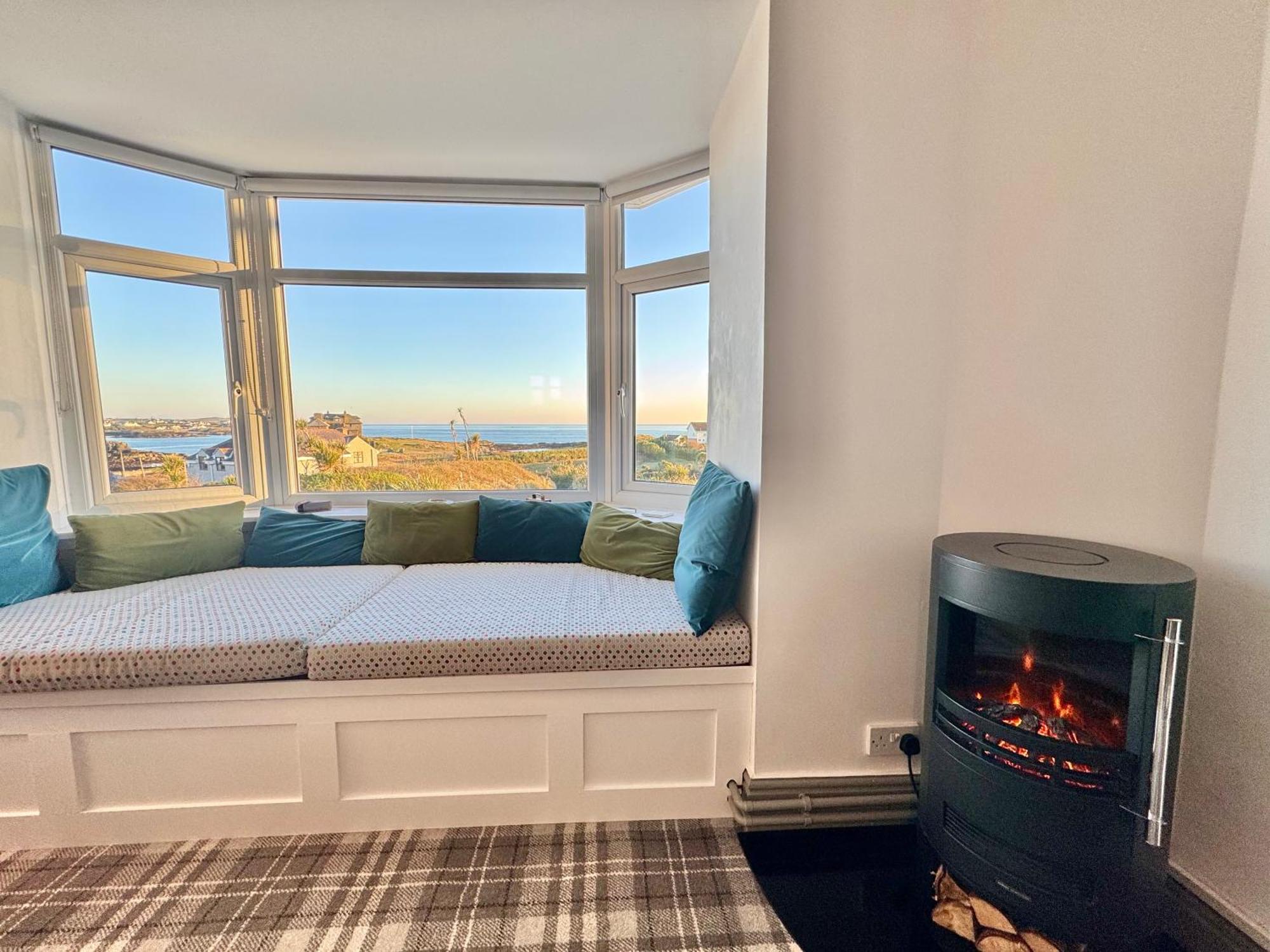 Lagoon View - Sea View- Pet Friendly - 2 Bed Apt - En-Suite Trearddur Ngoại thất bức ảnh