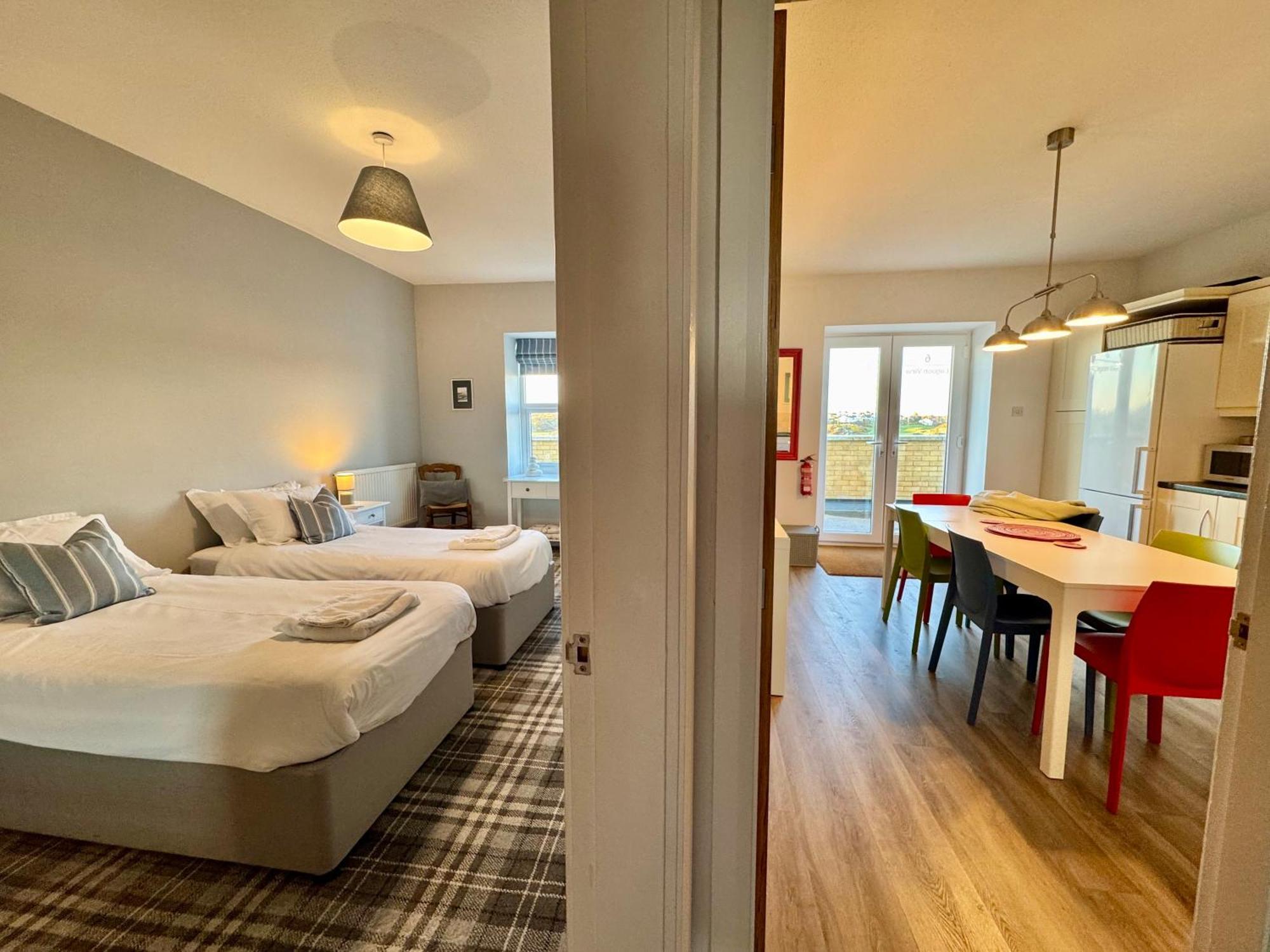 Lagoon View - Sea View- Pet Friendly - 2 Bed Apt - En-Suite Trearddur Ngoại thất bức ảnh